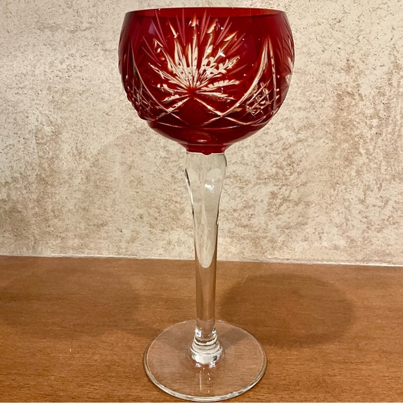 Large Red Cut to Clear Wine - Picture 3 of 6